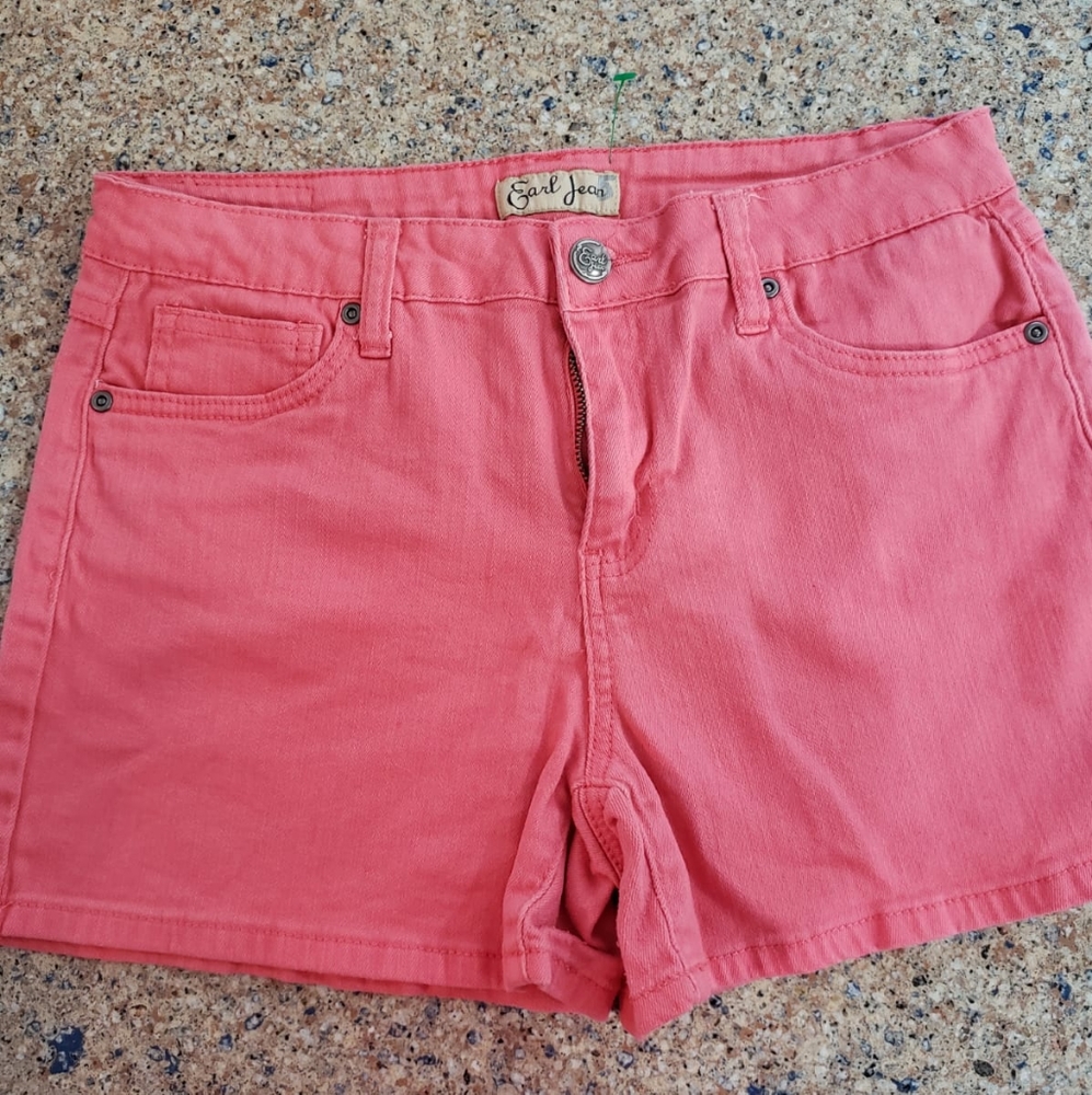 Girls pink short